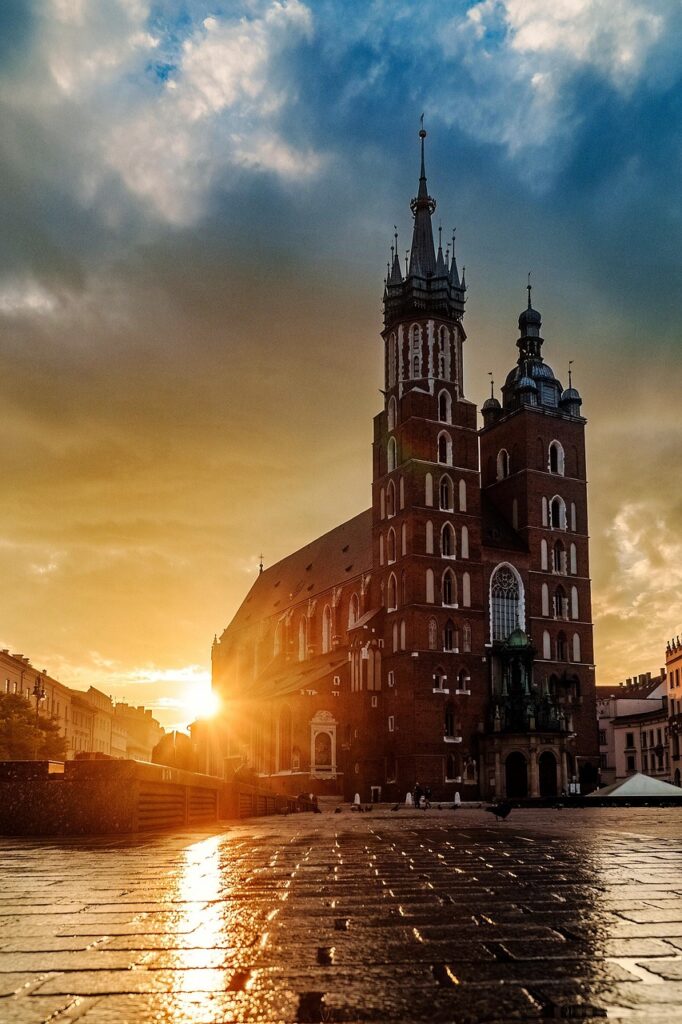Bazylika Mariacka on Kraków's Old Town