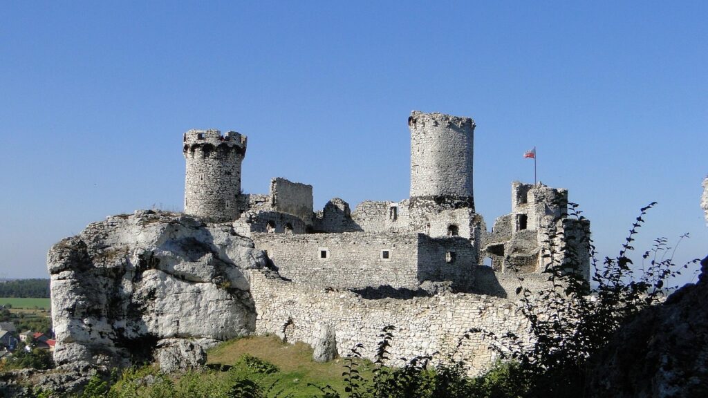 Ogrodzieniec Castle