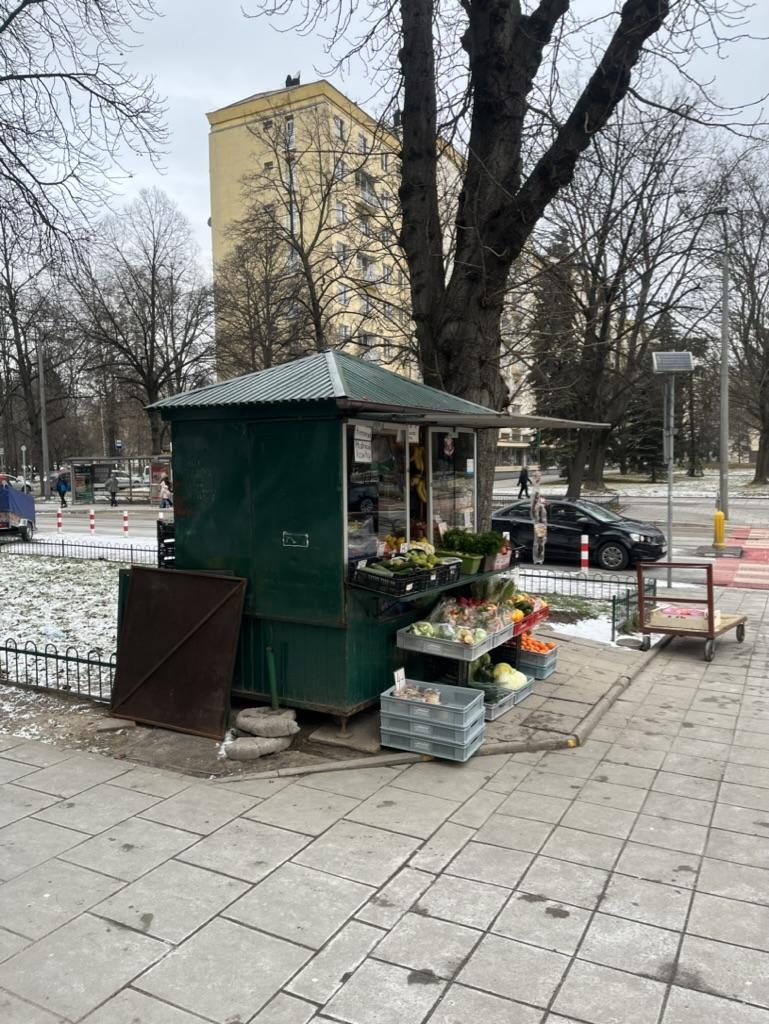 Nowa Huta vegetable kiosk
